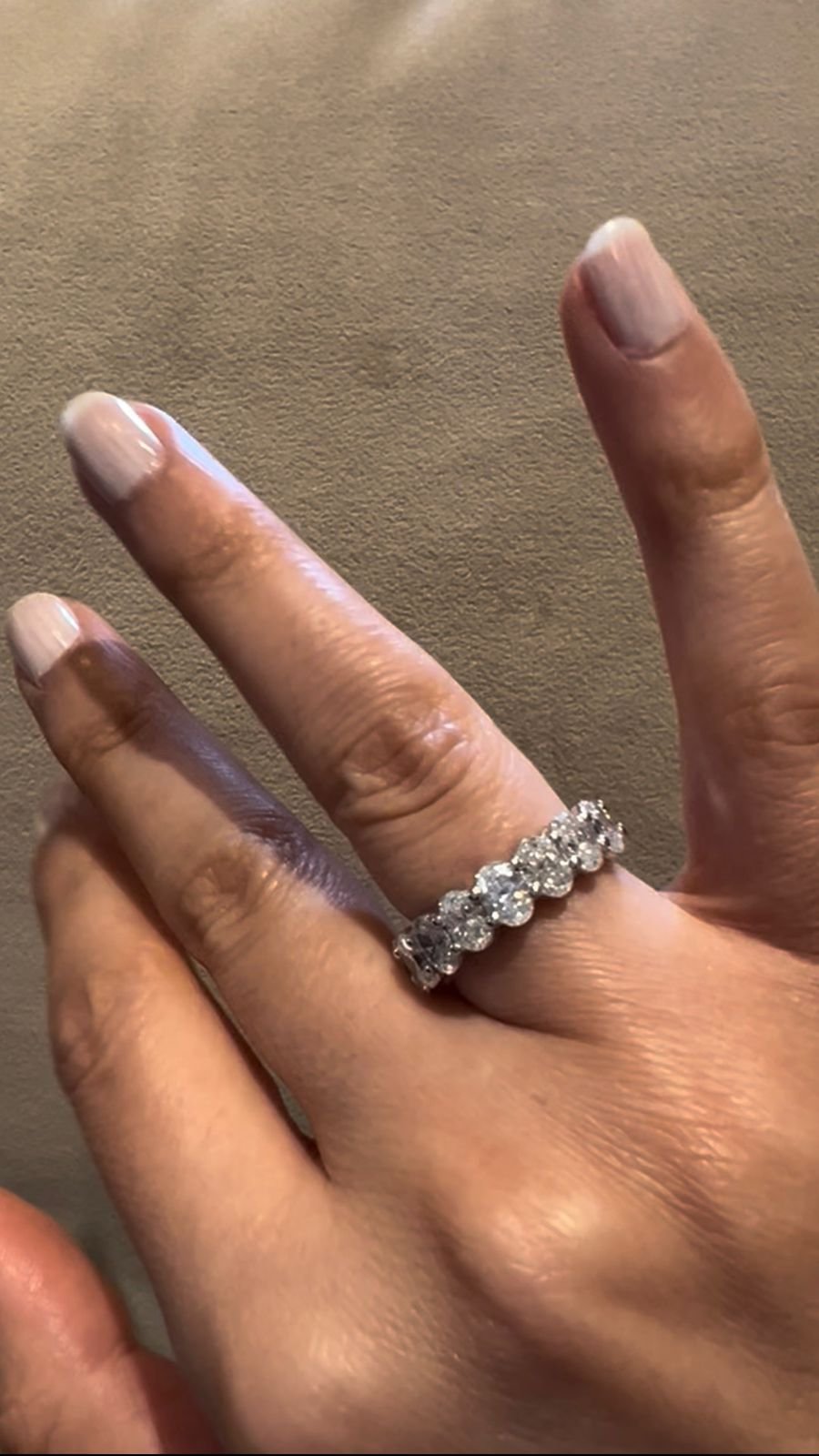 The Medici Oval Full Band (0,30 ct)