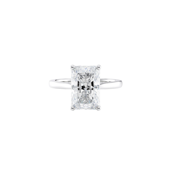 The Contessa Solitaire | Radiant Cut | White Gold