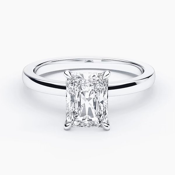 The Medici Contessa Radiant Solitaire